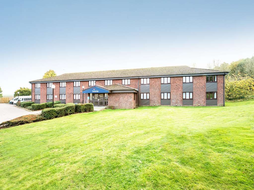 Travelodge Ipswich Stowmarket Haughley Extérieur photo